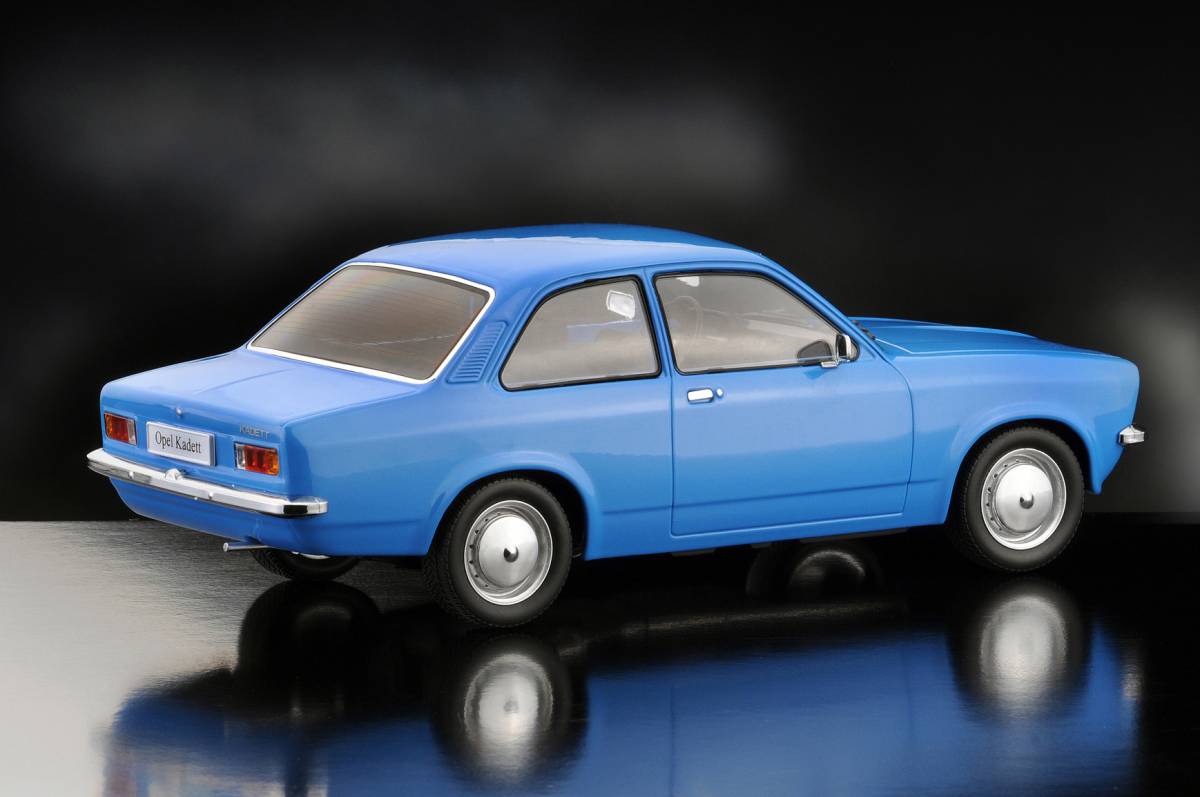 Opel 259 halit blau